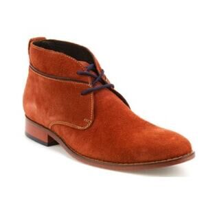 Cole haan rust color chukka boots